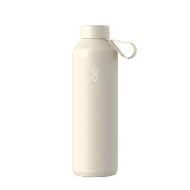 Logotrade reklamprodukter bild: Ocean Bottle Peak 710 ml vakuumisolerad vattenflaska