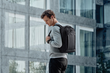 Logotrade presentreklam bild: "VICTORINOX Altmont Professional Compact 15,6"" Laptopryggsä