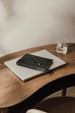 VINGA Arlo RCS executive writing set, svart – detaljvy 5