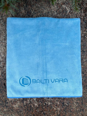 Snabbtorkande sporthandduk med lasergraverad logotyp, storlek 70 × 140 cm