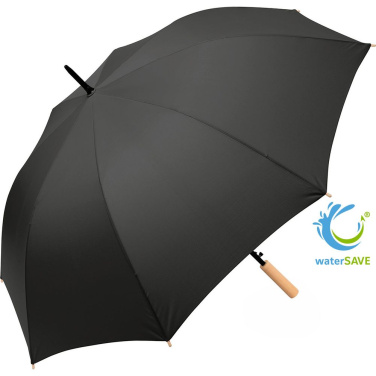 FARE ÖkoBrella automatiskt golfparaply med duk av återvunnen PET och trähandtag med logotyp, svart (waterSAVE®) – produktbild