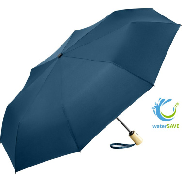 FARE ÖkoBrella AOC fickparaply med duk av återvunnen PET och bambuhandtag med logotyp, marinblå (waterSAVE®) – produktbild