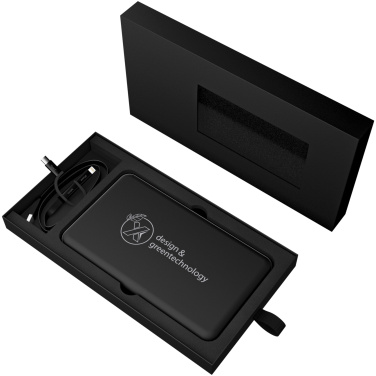 SCX.design P29 soldriven 5000 mAh powerbank i pocketformat, produktbild
