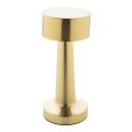 Flanagan Oro – bordslampa, guld