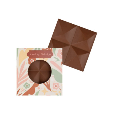 Chokladkaka fylld med glädje, produktbild (2)