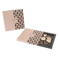 Tryckta praliner Grand Celebration Cake 11 st