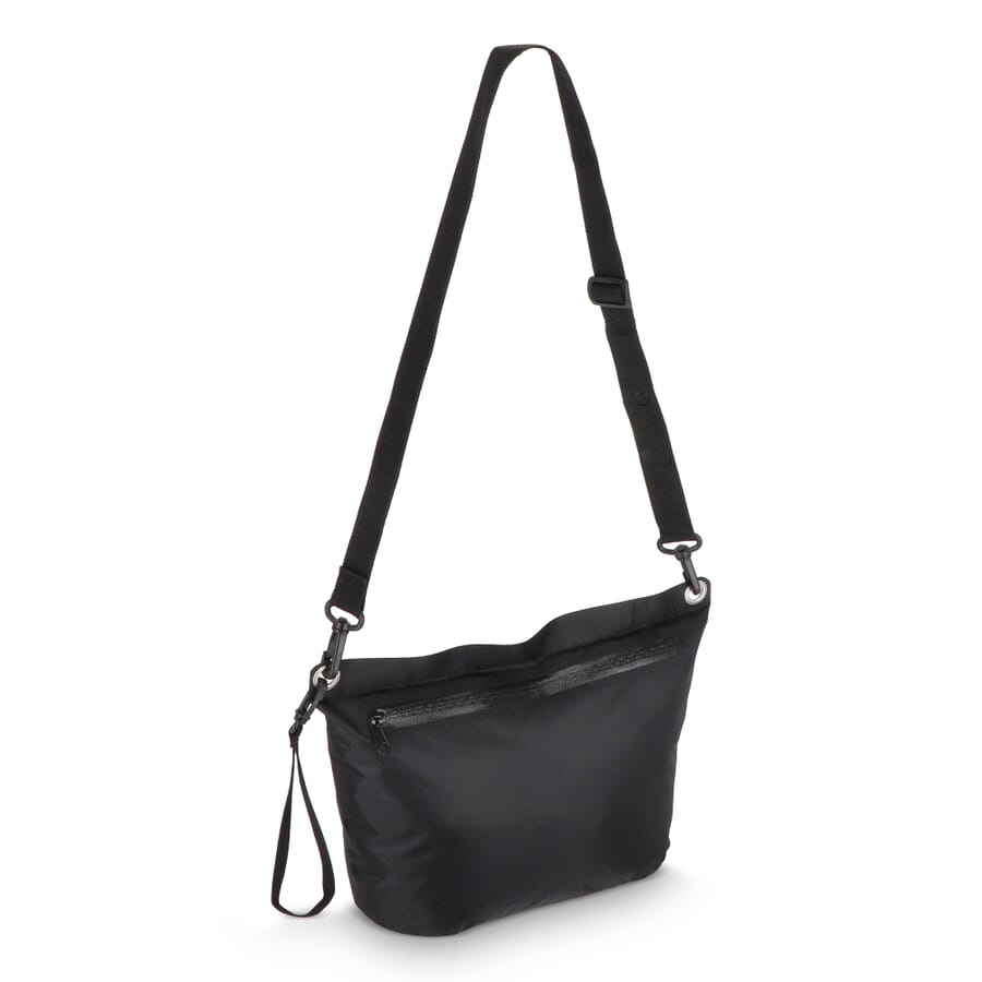 Vattentålig axelväska i ripstop 33 x 23 x 13 cm, svart, produktbild (1)