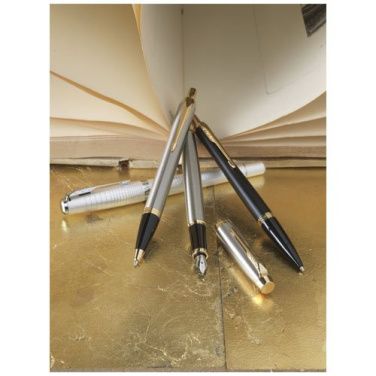 Parker IM reservoarpenna, Solid svart / krom, produktbild (3)
