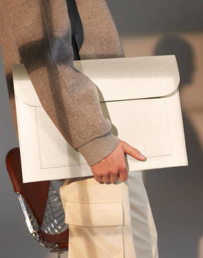 Filtfodral för laptop/dokument, marinblå – Bagbase (2)