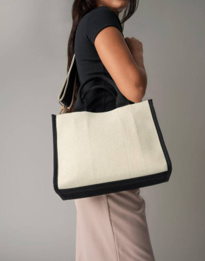 Puerto Medium Tote-väska, naturfärgad/svart – Quadra (4)