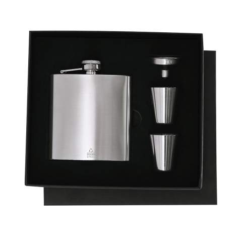 Höftkolv Almaz, Silver – Makito (1)