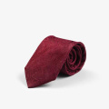 Enfärgad paisleyslips med presentask, Röd