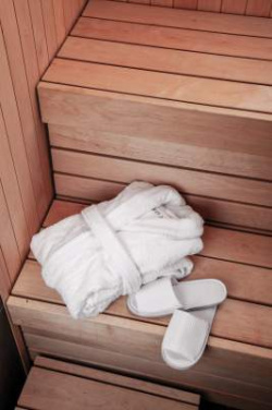 Spa-tofflor, Vit – Queen Anne (2)