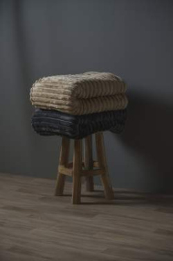 Cozy – pläd, Grå – Kosta Linnewäfveri (4)